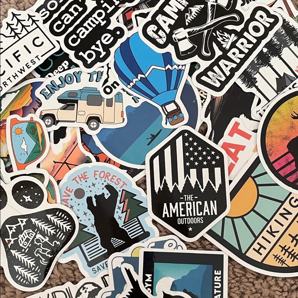 30 Travel Outdoors Themed‎ Stickers